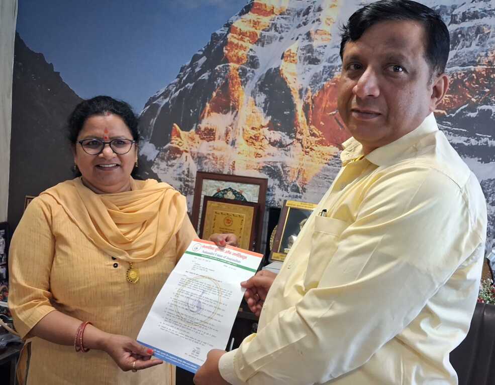 एनयूजे प्रदेश अध्यक्ष ने महानिदेशक सूचना के समक्ष रखी पत्रकारों की मांगे, 9सूत्रीय ज्ञापन सौंपा
